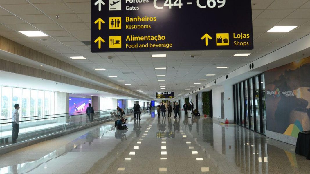 Brasileiro precisará de exame negativo de Covid19 para