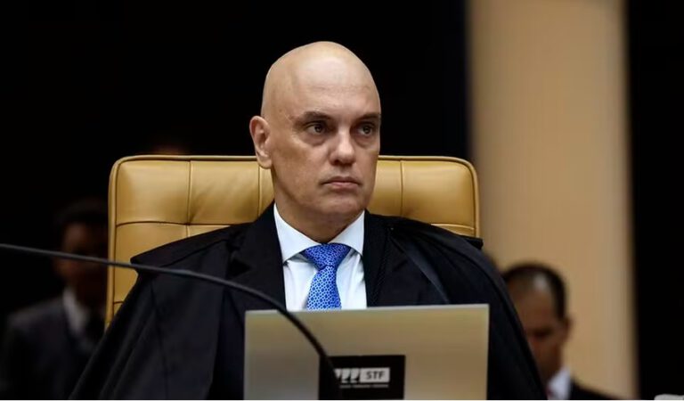 Moraes defende regulação e brinca com passado sem redes sociais: ‘Éramos felizes e não sabíamos’