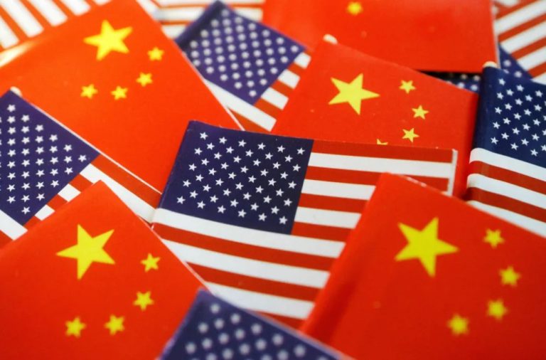 Tarifaço: cidade chinesa que abastece EUA com itens de Natal vive incerteza